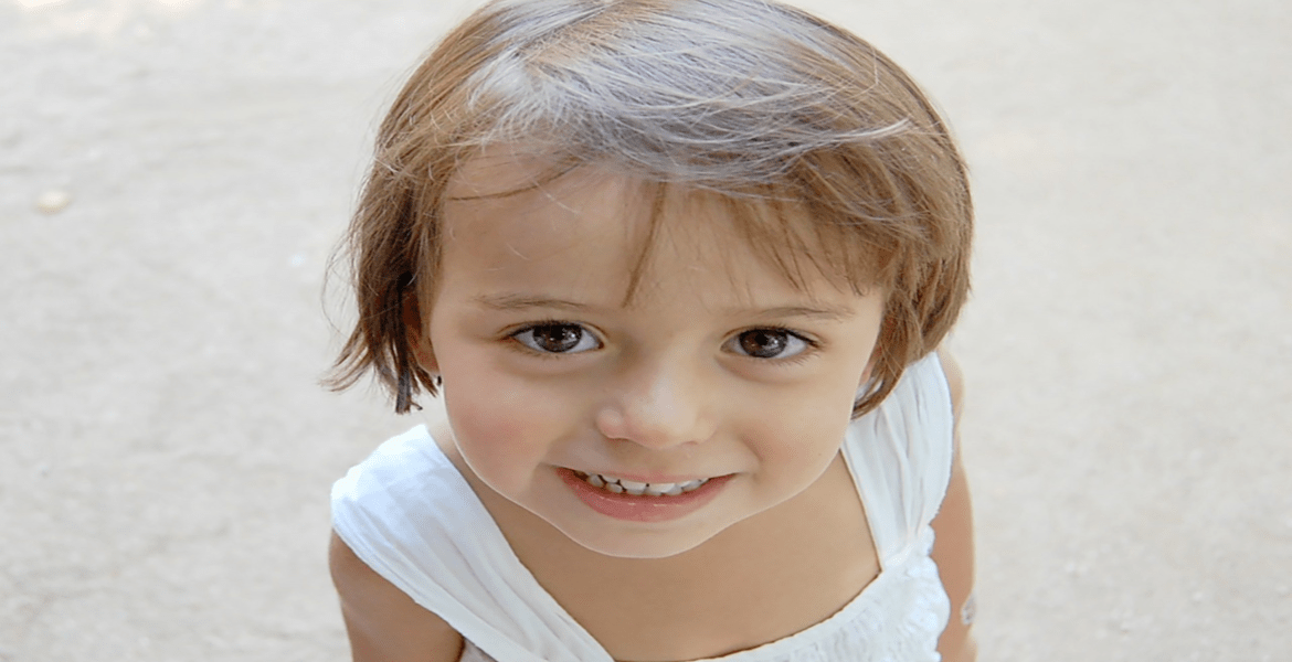 Cuatro signos para detectar enfermedades dentales en los niños