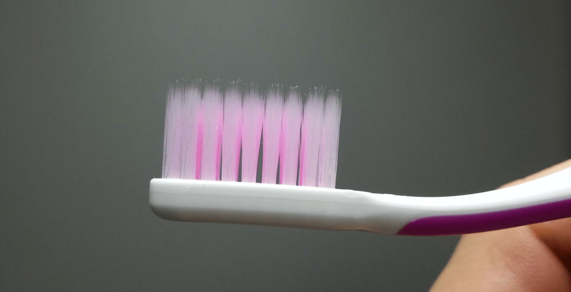 Mi hijo no se cepilla los dientes, ¿qué hago?