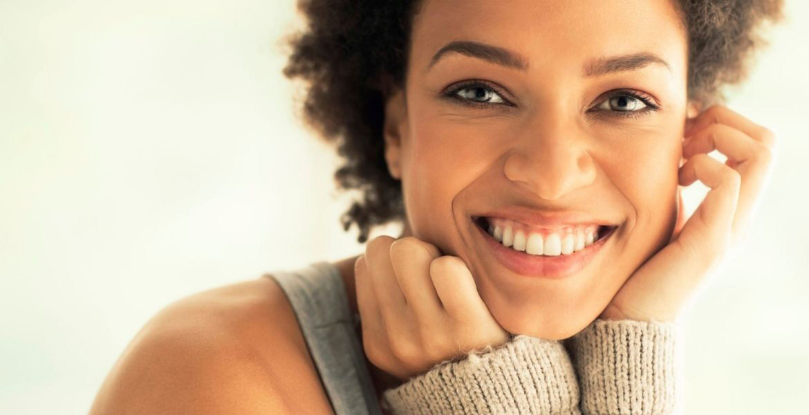 Estrena sonrisa este otoño con Clínica Dental Simón