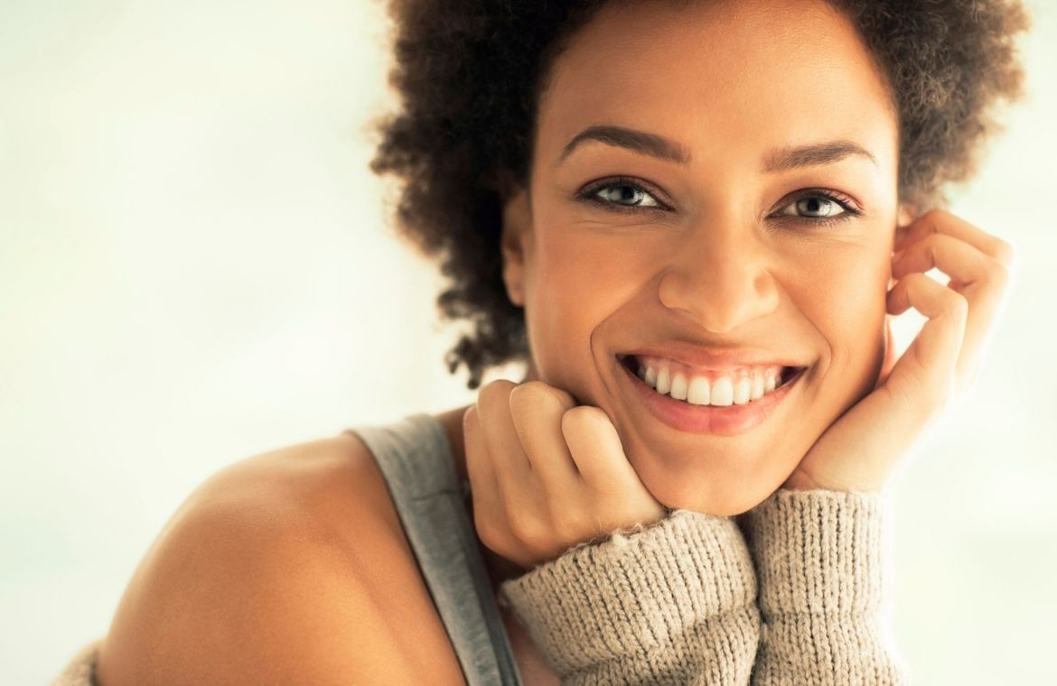 Estrena sonrisa este otoño con Clínica Dental Simón