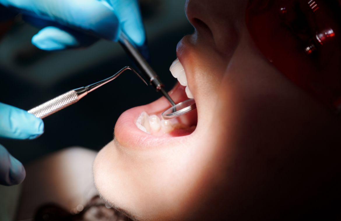 Clínica Dental Simón: profesionales al cuidado de la salud bucodental de toda la familia